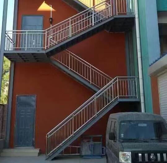 不銹鋼樓梯-SJCD01